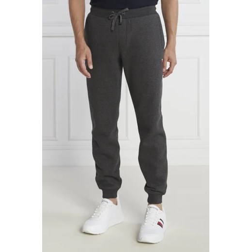 Tommy Hilfiger Spodnie dresowe | Regular Fit ze sklepu Gomez Fashion Store w kategorii Spodnie męskie - zdjęcie 172987907