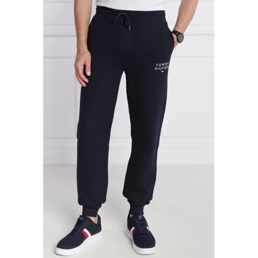 Tommy Hilfiger Spodnie dresowe HWK TRACK PANT QUILTED | Regular Fit ze sklepu Gomez Fashion Store w kategorii Spodnie męskie - zdjęcie 172988397