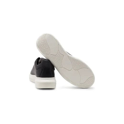 Guess Sneakersy VIBO Guess 45 Gomez Fashion Store