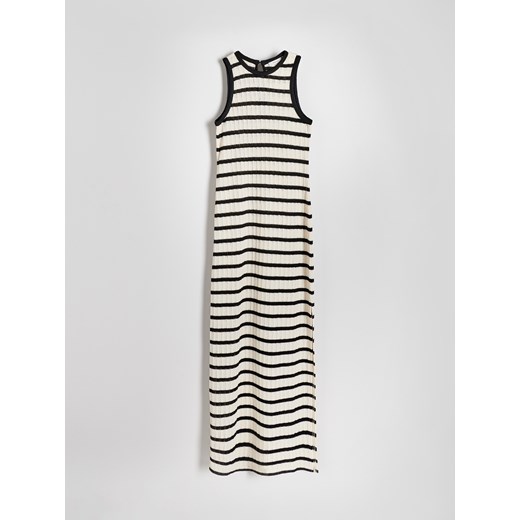 Sukienka Reserved z długim rękawem z okrągłym dekoltem maxi 