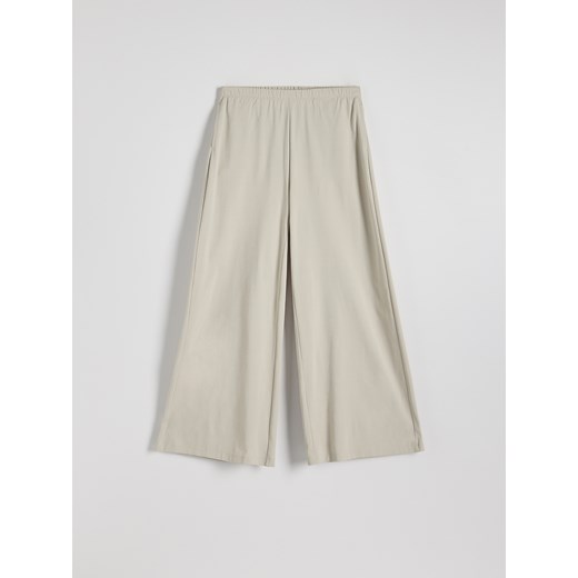 Reserved - Szerokie spodnie - jasnozielony ze sklepu Reserved w kategorii Spodnie damskie - zdjęcie 173030196