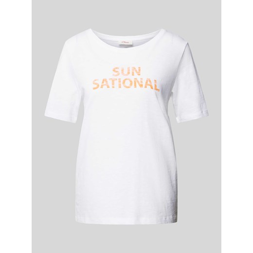 T-shirt z nadrukiem ze sloganem ze sklepu Peek&Cloppenburg  w kategorii Bluzki damskie - zdjęcie 173032248