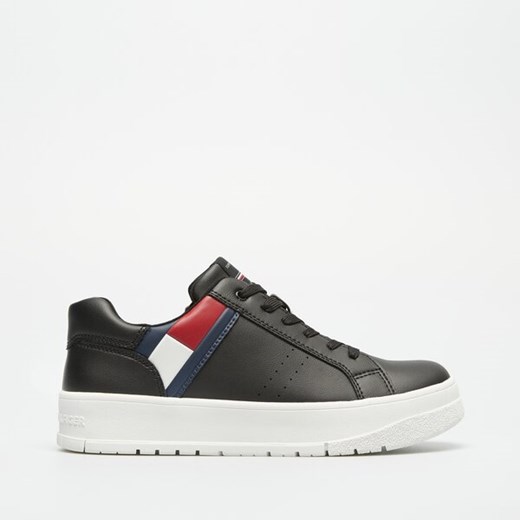 TOMMY HILFIGER FLAG LOW CUT LACE-UP ze sklepu Symbiosis w kategorii Trampki damskie - zdjęcie 173033259