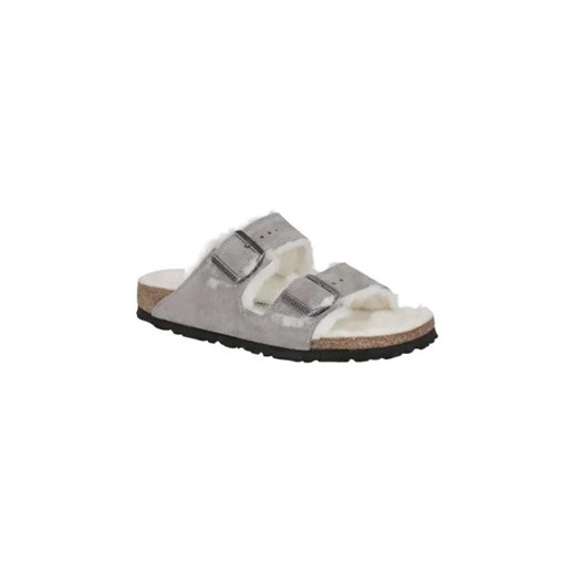 Birkenstock Skórzane obuwie domowe Arizona VL Sheepskin Stone Coin ze sklepu Gomez Fashion Store w kategorii Kapcie damskie - zdjęcie 173074739