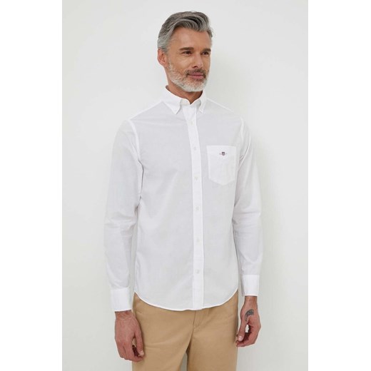 Gant koszula bawełniana męska kolor biały regular z kołnierzykiem button-down ze sklepu ANSWEAR.com w kategorii Koszule męskie - zdjęcie 173122767
