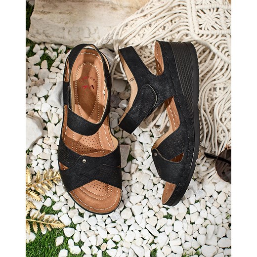 Royalfashion Damskie sandały na niskim koturnie Obbiave ze sklepu royalfashion.pl w kategorii Sandały damskie - zdjęcie 173128365