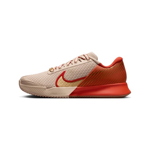 Damskie buty do tenisa na korty ziemne Nike Air Zoom Vapor Pro 2 Premium - Brązowy ze sklepu Nike poland w kategorii Buty sportowe damskie - zdjęcie 173134639