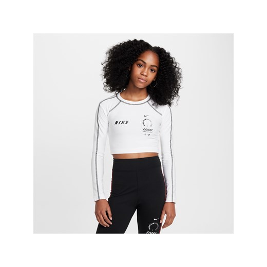 Dziewczęca krótka koszulka z długim rękawem Nike Sportswear - Biel ze sklepu Nike poland w kategorii Bluzki damskie - zdjęcie 173136135