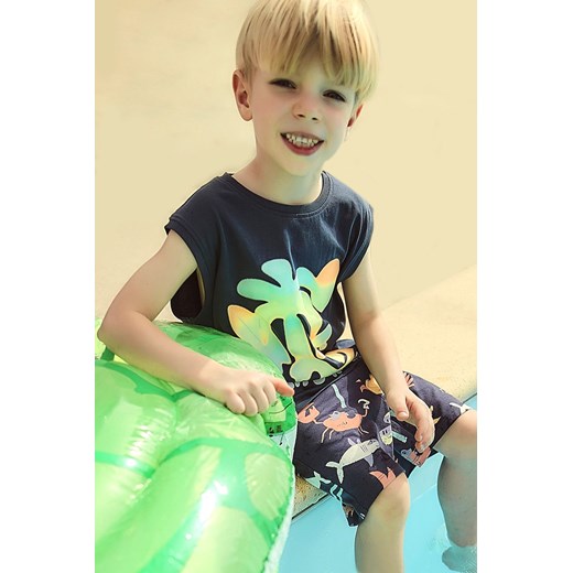 Top dla chłopca - granatowy z wakacyjnymi nadrukami - 5.10.15. ze sklepu 5.10.15 w kategorii T-shirty chłopięce - zdjęcie 173136189