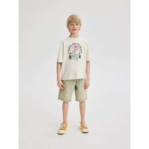 Reserved - T-shirt oversize z nadrukiem - złamana biel ze sklepu Reserved w kategorii T-shirty chłopięce - zdjęcie 173139928