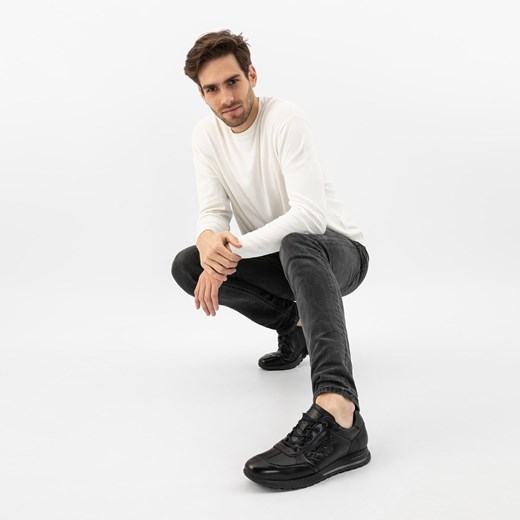 Wojas Czarne Sneakersy Męskie Z Tłoczonym Logo ze sklepu Wojas w kategorii Buty sportowe męskie - zdjęcie 173149695
