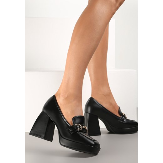 Czarne Czółenka na Słupku z Kwadratowym Noskiem Dirness ze sklepu renee.pl w kategorii Czółenka - zdjęcie 173160158