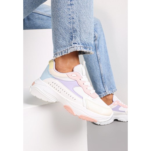 Biało-Różowe Sneakersy na Grubej Podeszwie z Cholewką przed Kostkę i Perforacją Obethy ze sklepu renee.pl w kategorii Buty sportowe damskie - zdjęcie 173166215