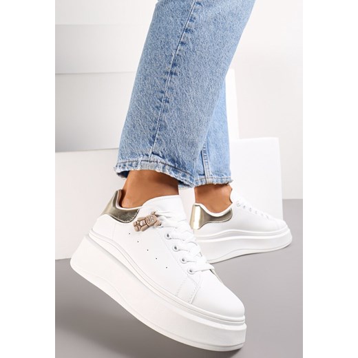 Biało-Złote Sznurowane Sneakersy na Platformie z Aplikacją przy Sznurówkach Khirlie ze sklepu renee.pl w kategorii Buty sportowe damskie - zdjęcie 173177238