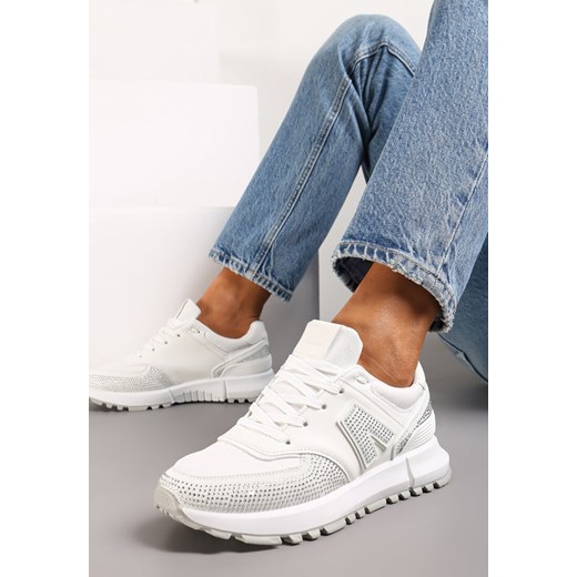 Białe Sneakersy Ozdobione Cyrkoniami na Podeszwie z Wycięciami Larzive ze sklepu renee.pl w kategorii Buty sportowe damskie - zdjęcie 173195886
