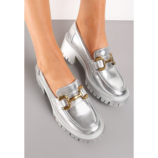 Srebrne Mokasyny na Kwadratowym Słupku z Klamerką Snarita Renee 38 renee.pl