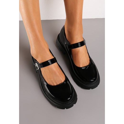 Czarne Lakierowane Półbuty Zapinane na Sprzączkę na Grubej Podeszwie Peravilla Renee 40 renee.pl