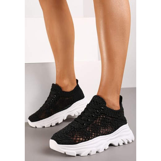 Czarne Ażurowe Sneakersy na Niskiej Platformie przed Kostkę Timane Renee 40 renee.pl