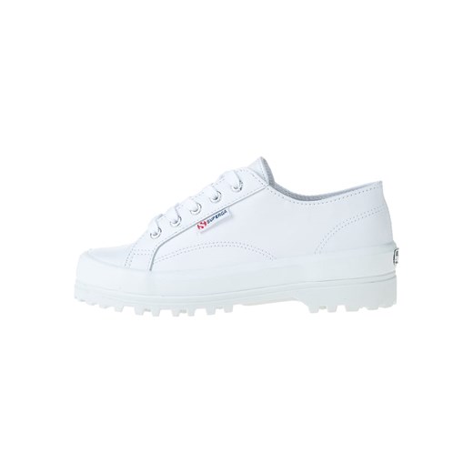 Superga Skórzane sneakersy &quot;Alpina&quot; w kolorze białym ze sklepu Limango Polska w kategorii Trampki damskie - zdjęcie 173279458