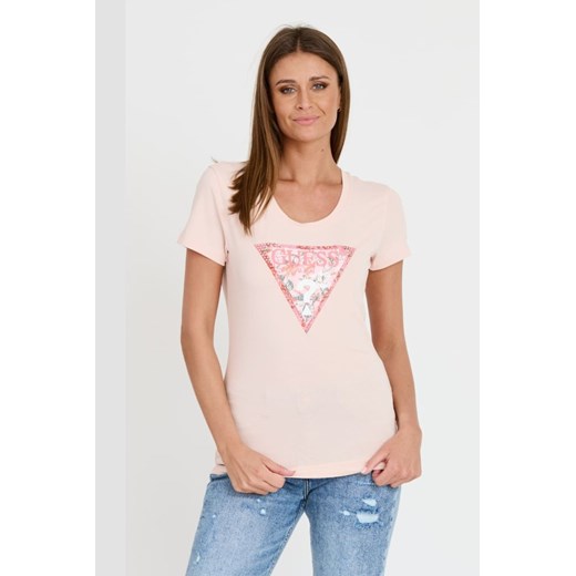 GUESS Różowy t-shirt Satin Triangle Tee, Wybierz rozmiar L ze sklepu outfit.pl w kategorii Bluzki damskie - zdjęcie 173281505