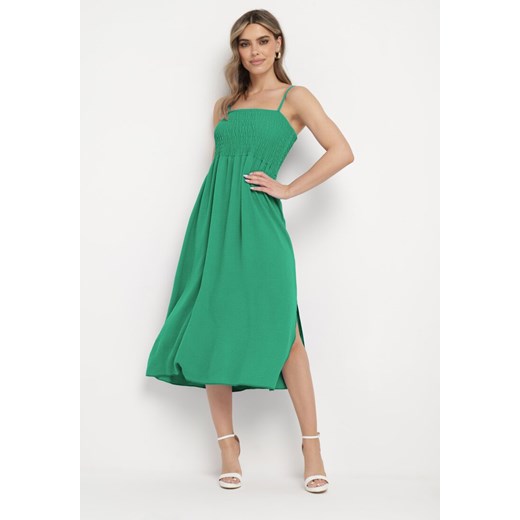 Zielona Sukienka na Cienkich Ramiączkach z Marszczoną Górą Ebissa ze sklepu Born2be Odzież w kategorii Sukienki - zdjęcie 173285527