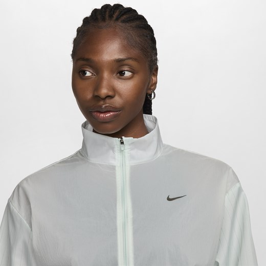 Kurtka damska Nike bez kaptura na wiosnę 