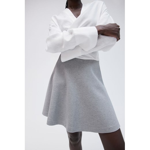 H & M - Trapezowa spódnica - Szary ze sklepu H&M w kategorii Spódnice - zdjęcie 173289557