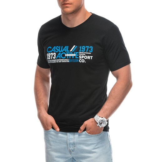 T-shirt męski z nadrukiem 1962S - czarny ze sklepu Edoti w kategorii T-shirty męskie - zdjęcie 173290959