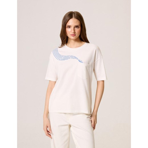 Koszulka KALSJA Off White XS ze sklepu Diverse w kategorii Bluzki damskie - zdjęcie 173291047