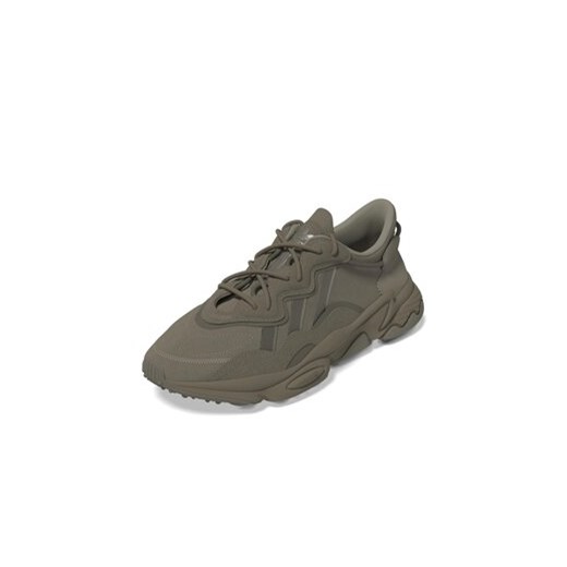 adidas Sneakersy OZWEEGO Shoes GY6813 Brązowy ze sklepu MODIVO w kategorii Buty sportowe damskie - zdjęcie 173293015