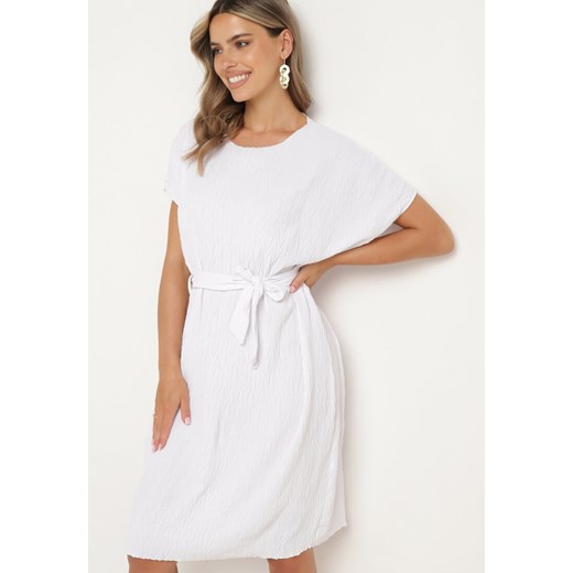 Biała Sukienka pudełkowa z Materiałowym Paskiem Imoolia ze sklepu Born2be Odzież w kategorii Sukienki - zdjęcie 173301127