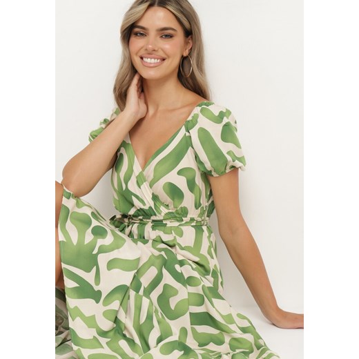 Zielona Wiskozowa Sukienka z Kopertowym Dekoltem i Materiałowym Paskiem z Gumką M okazyjna cena Born2be Odzież