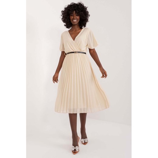 Beżowa elegancka plisowana sukienka midi z paskiem Italy Moda one size 5.10.15
