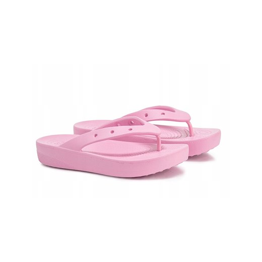 Crocs Japonki &quot;Classic&quot; w kolorze jasnoróżowym ze sklepu Limango Polska w kategorii Klapki damskie - zdjęcie 173312536