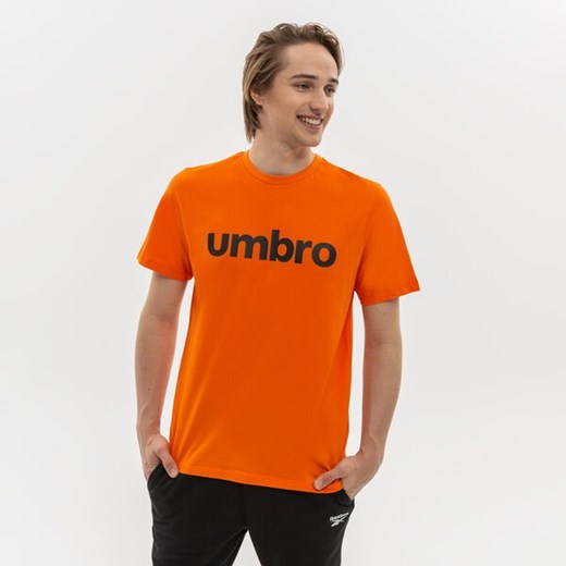 umbro t-shirt fw linear logo graphic 65551u-8wb ze sklepu 50style.pl w kategorii T-shirty męskie - zdjęcie 173325399