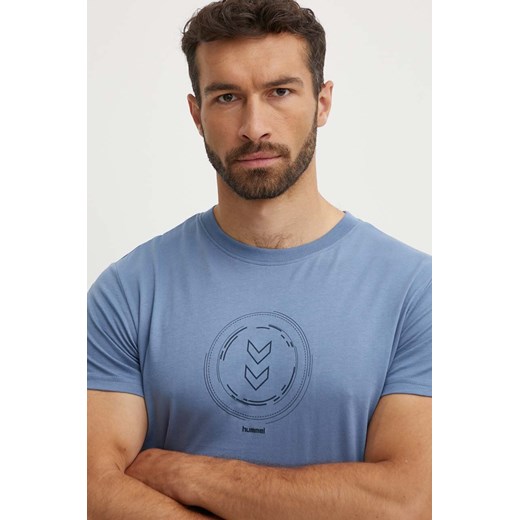 Niebieski t-shirt męski Hummel z krótkim rękawem 
