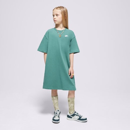 NIKE SUKIENKA NIKE SPORTSWEAR GIRL ze sklepu Sizeer w kategorii T-shirty chłopięce - zdjęcie 173353768
