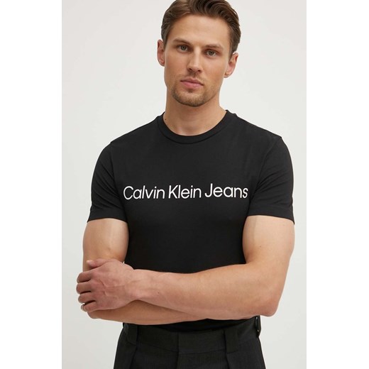 Calvin Klein Jeans t-shirt bawełniany męski kolor czarny z nadrukiem J30J322552 ze sklepu ANSWEAR.com w kategorii T-shirty męskie - zdjęcie 173366197