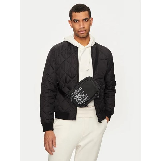 Calvin Klein Jeans Saszetka Sport Essentials Camerabag22 Gr K50K510382 Czarny uniwersalny okazyjna cena MODIVO