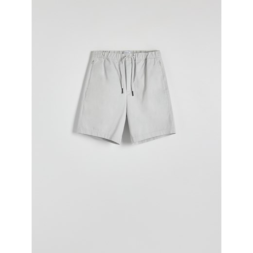 Reserved - Bawełniane szorty jogger - jasnoszary ze sklepu Reserved w kategorii Spodenki męskie - zdjęcie 173406207