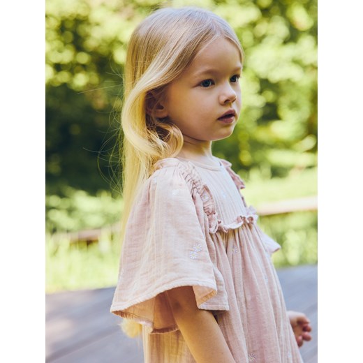 Reserved - Muślinowa sukienka z haftem - brudny róż ze sklepu Reserved w kategorii Sukienki niemowlęce - zdjęcie 173417539