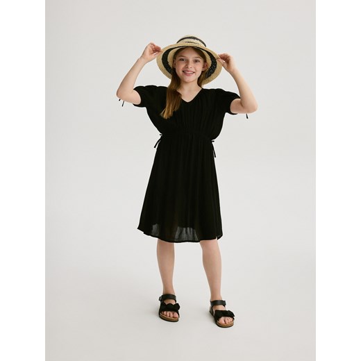 Reserved - Wiskozowa sukienka - czarny ze sklepu Reserved w kategorii Sukienki dziewczęce - zdjęcie 173433879