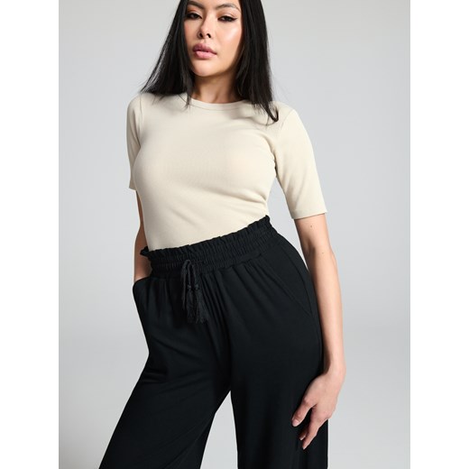 Bluzka damska Sinsay z krótkim rękawem z okrągłym dekoltem bawełniana 