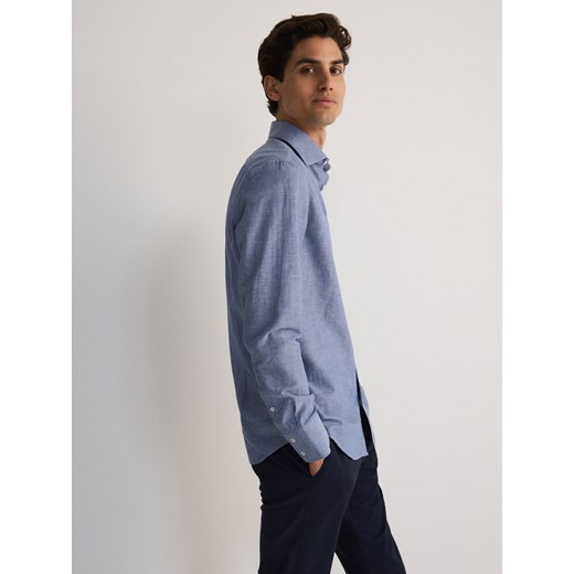 Reserved - Koszula slim fit z domieszką lnu - jasnoniebieski ze sklepu Reserved w kategorii Koszule męskie - zdjęcie 173470868