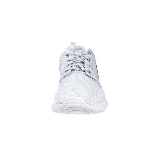 Nike Sportswear ROSHE ONE Tenisówki i Trampki pure platinum/black/white zalando  sportowy