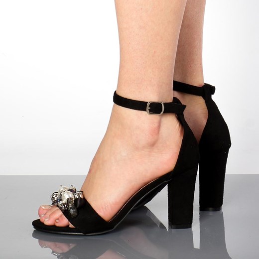 Czarne sandały damskie na słupku z zakrytą pietą Sabatina B185-2 ze sklepu suzana.pl w kategorii Sandały damskie - zdjęcie 173494806