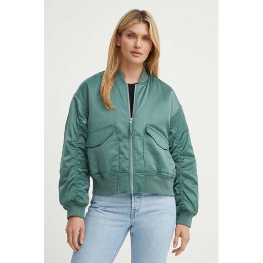 Levi&apos;s kurtka bomber damski kolor zielony przejściowa A7262 ze sklepu ANSWEAR.com w kategorii Kurtki damskie - zdjęcie 173506616