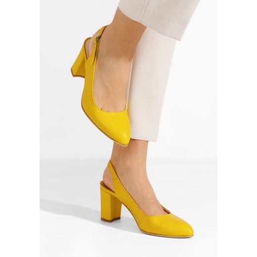 Żółte czółenka bez pięt Corusa ze sklepu Zapatos w kategorii Czółenka - zdjęcie 173538325