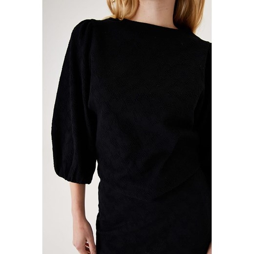 Sweter damski Garcia z okrągłym dekoltem 