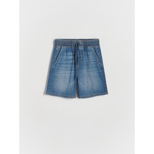 Reserved - Jeansowe szorty - niebieski ze sklepu Reserved w kategorii Spodenki chłopięce - zdjęcie 173581258